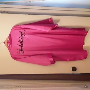 NWOT "Sweetheart" robe